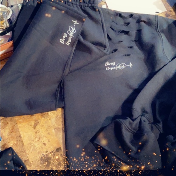 SWEATSHIRT - Picture 2 of 9